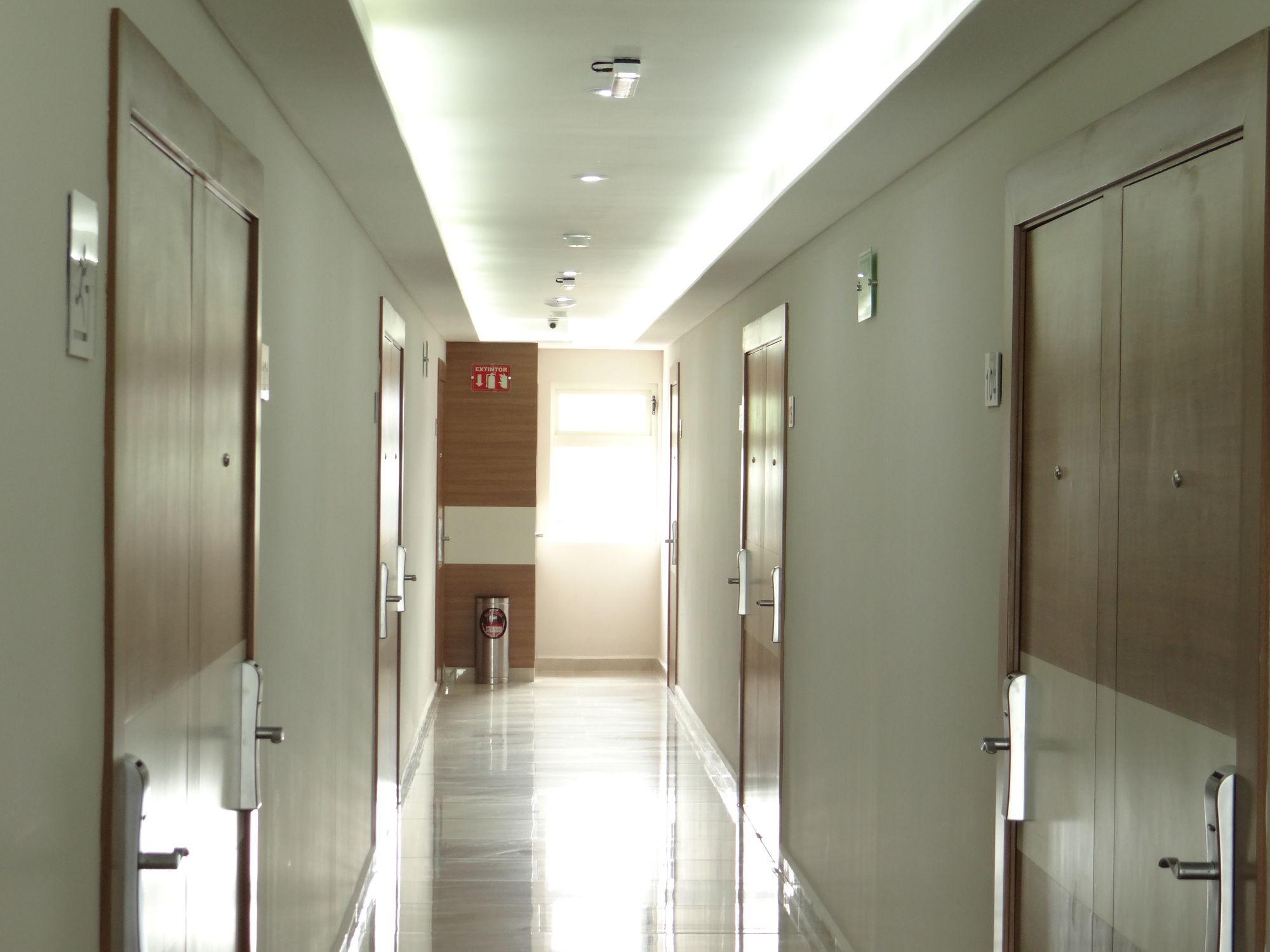 Hotel Soleil Business Class Leon Exterior photo